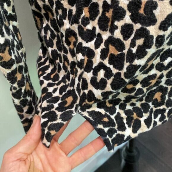 Olsen Leopard print long sleeve sweater Medium pullover - Picture 8 of 16